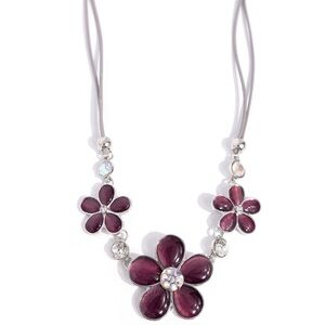 Elegant Floral Necklace with Purple Accents